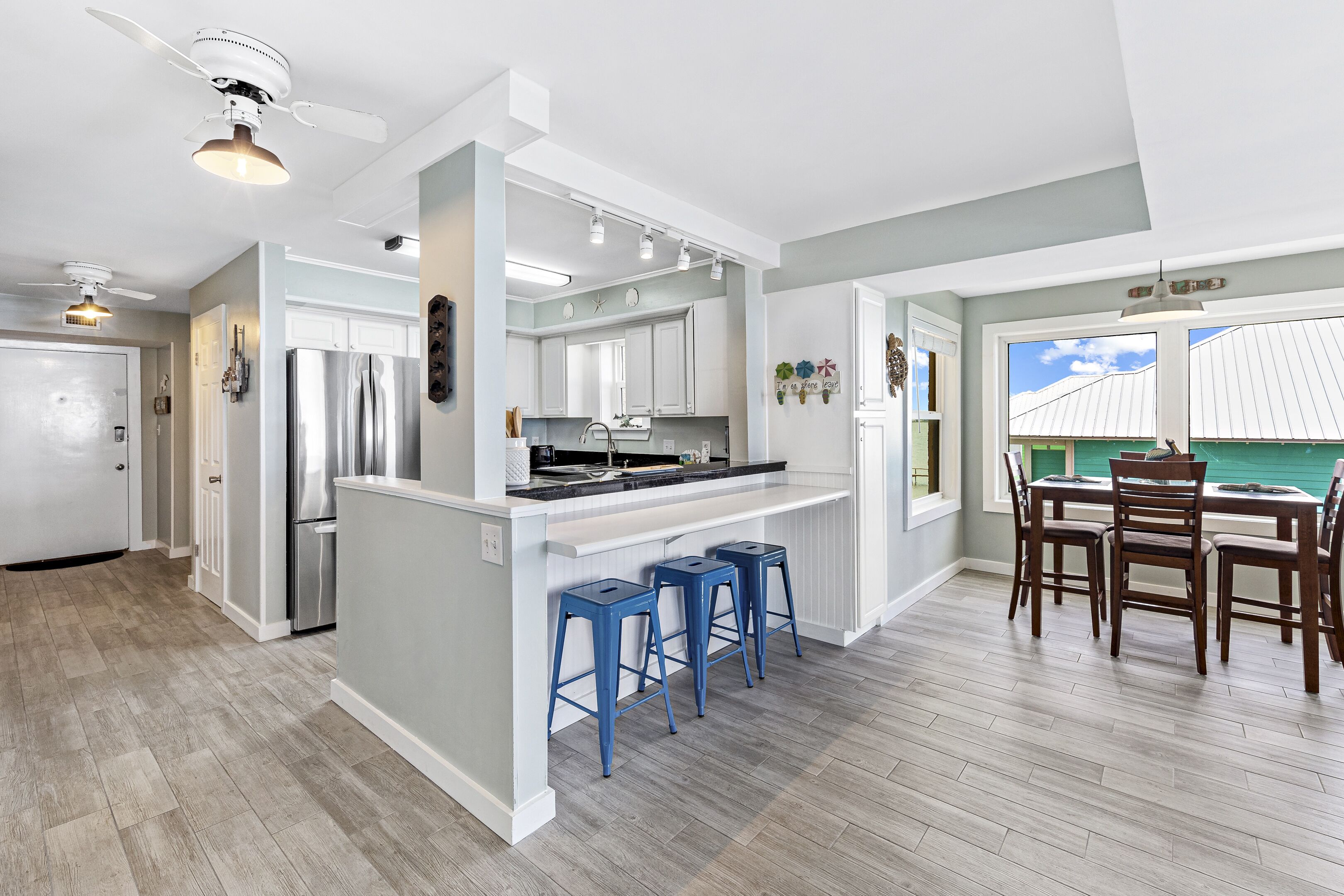 Compass Point Condominium