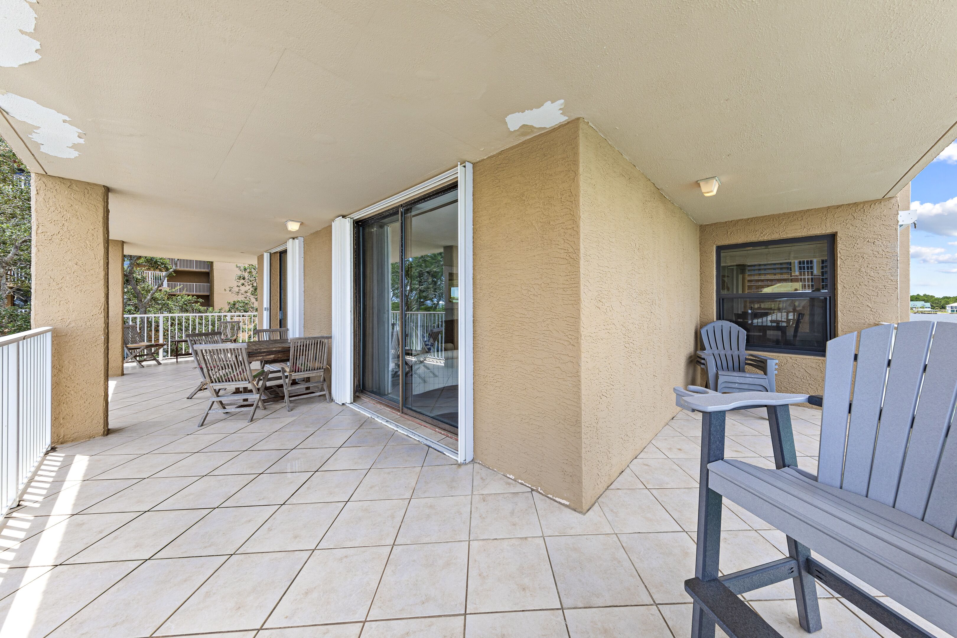 Compass Point Condominium