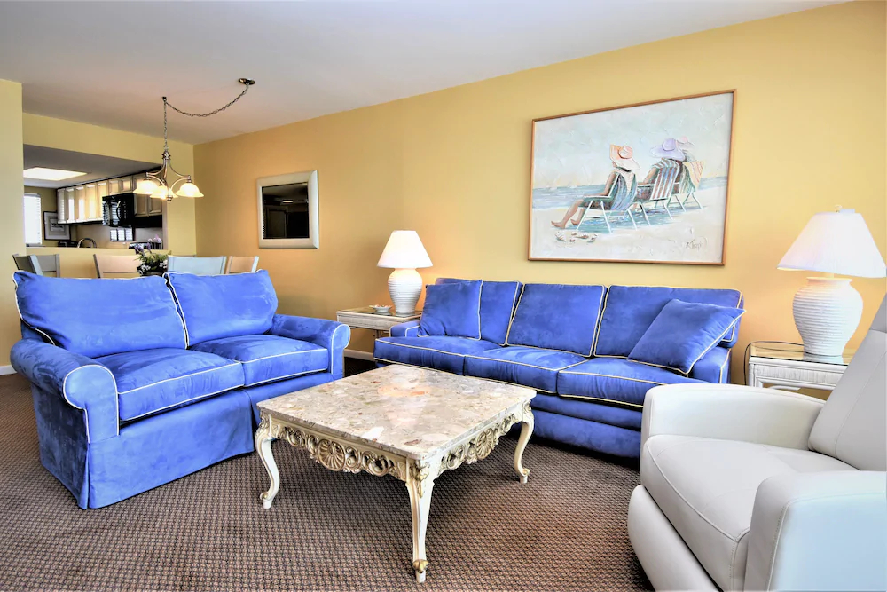 Edgewater West by Bender Vacation Rentals