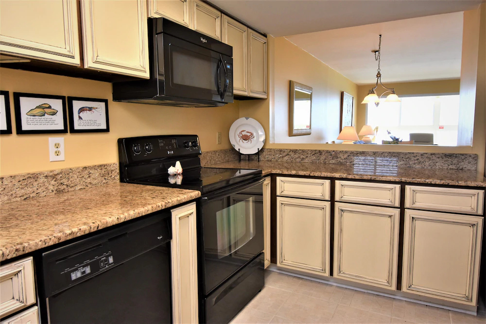 Edgewater West by Bender Vacation Rentals