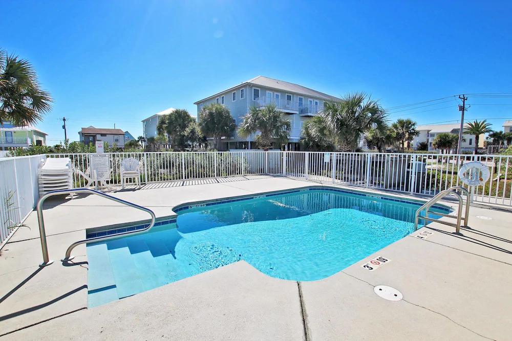 Four C's by Youngs Suncoast