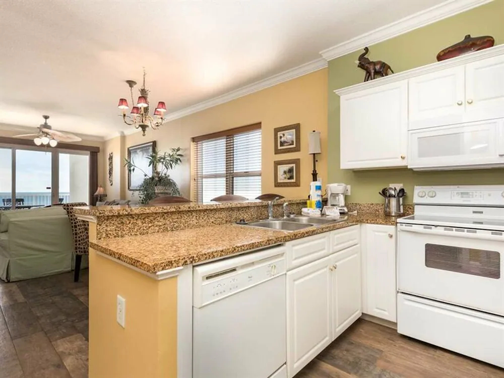 Island Royale by Vacasa