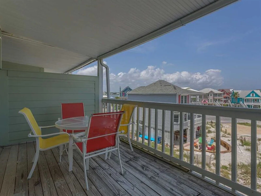 Lagoon Landing by Vacasa