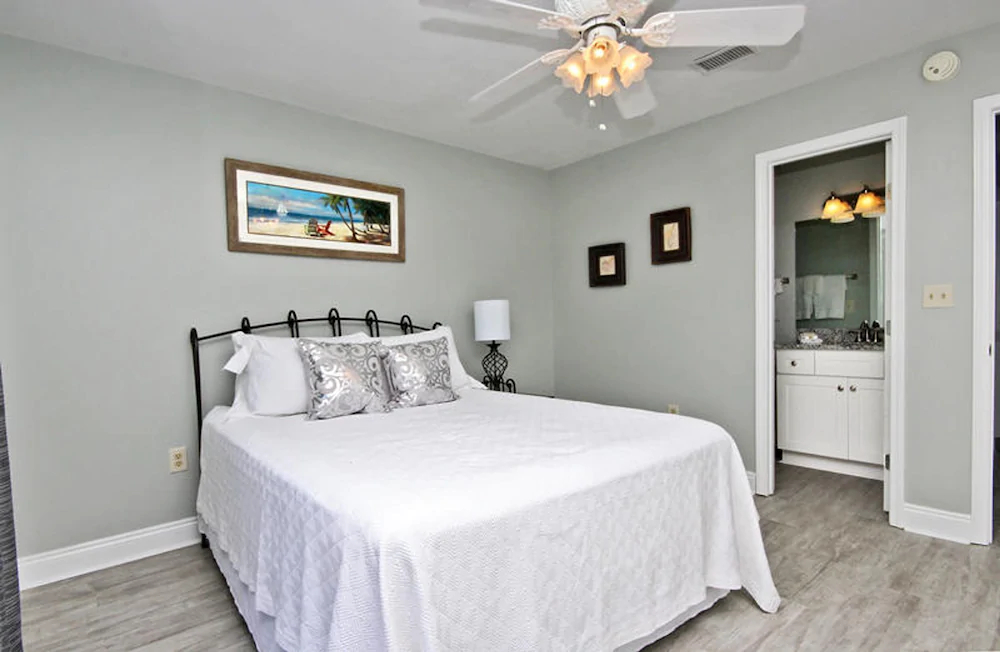 Laguna Bella by Youngs Suncoast