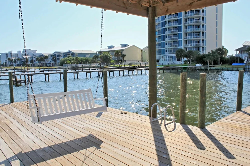 Little Lagoon Cottages by Youngs Suncoast