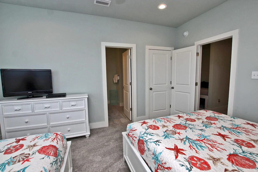 Nautical Breeze At Romeo Beach by Youngs Suncoast