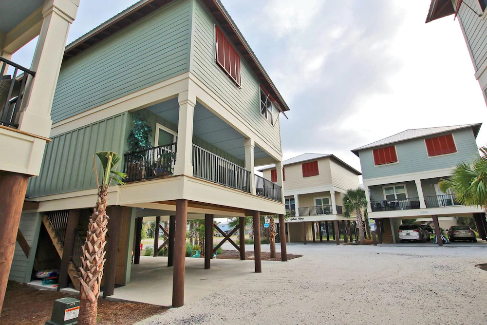 Nautical Breeze At Romeo Beach by Youngs Suncoast