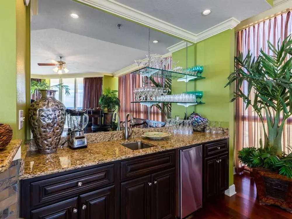 Oceania by Meyer Vacation Rentals