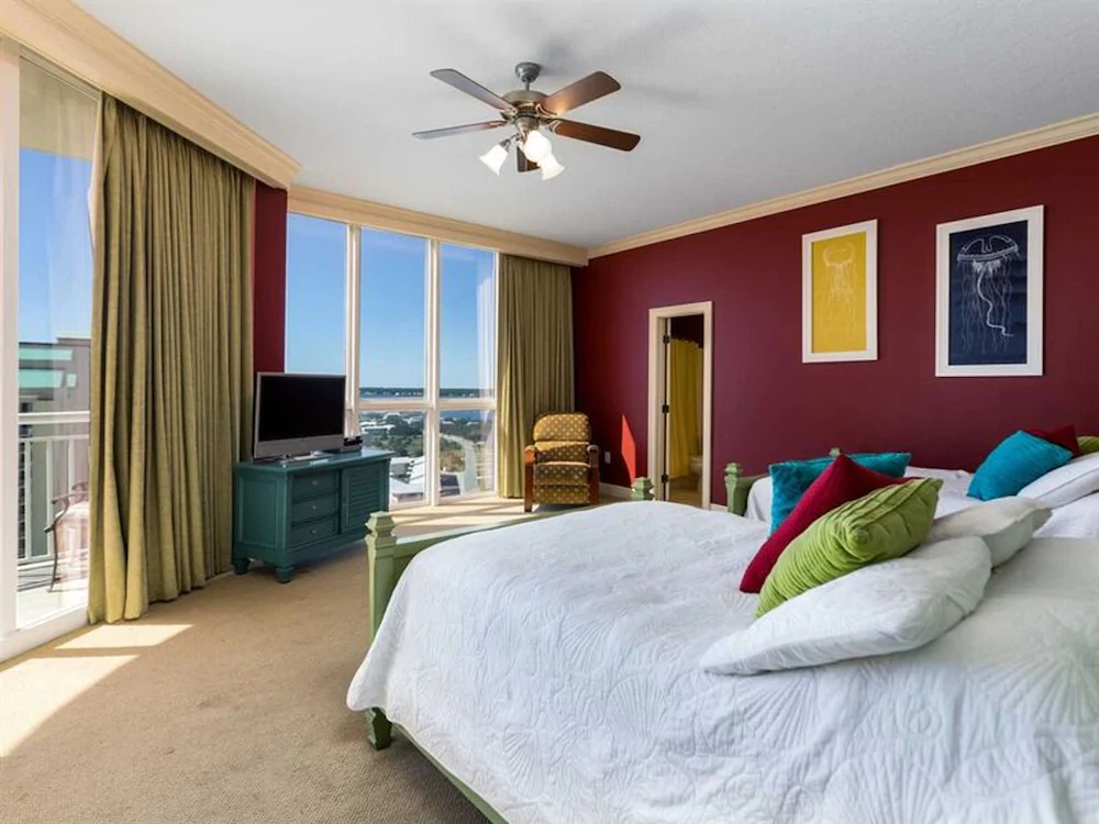 Oceania by Meyer Vacation Rentals