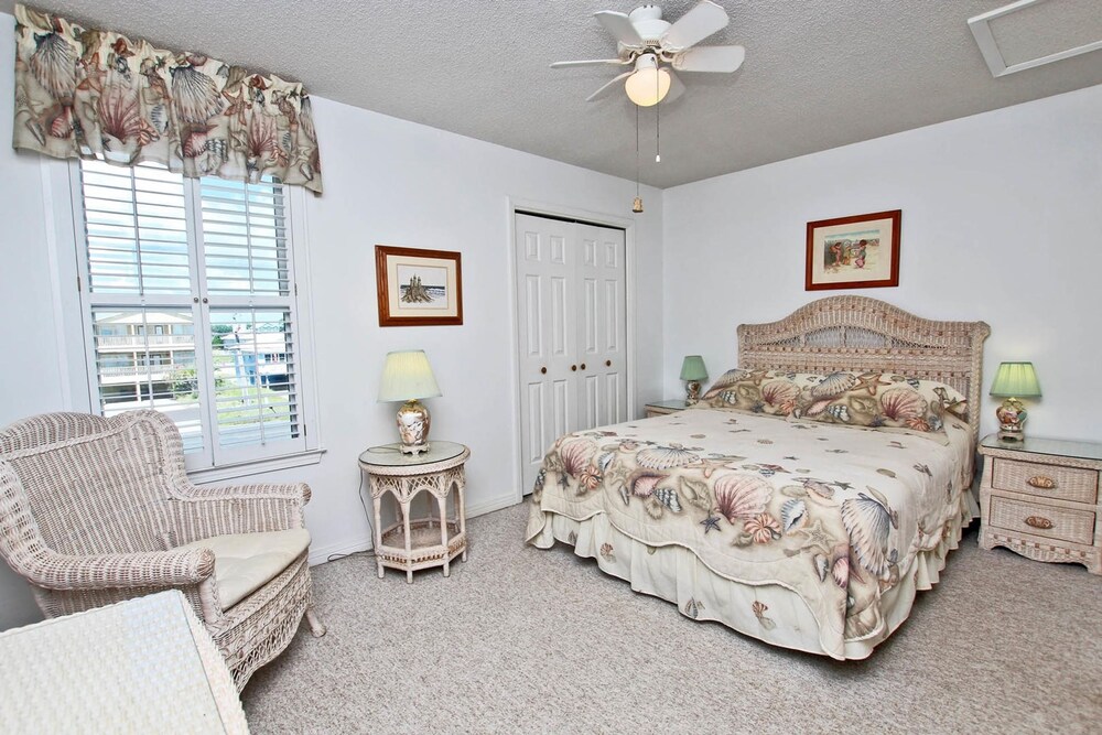 Parsonage Duplex by Youngs Suncoast