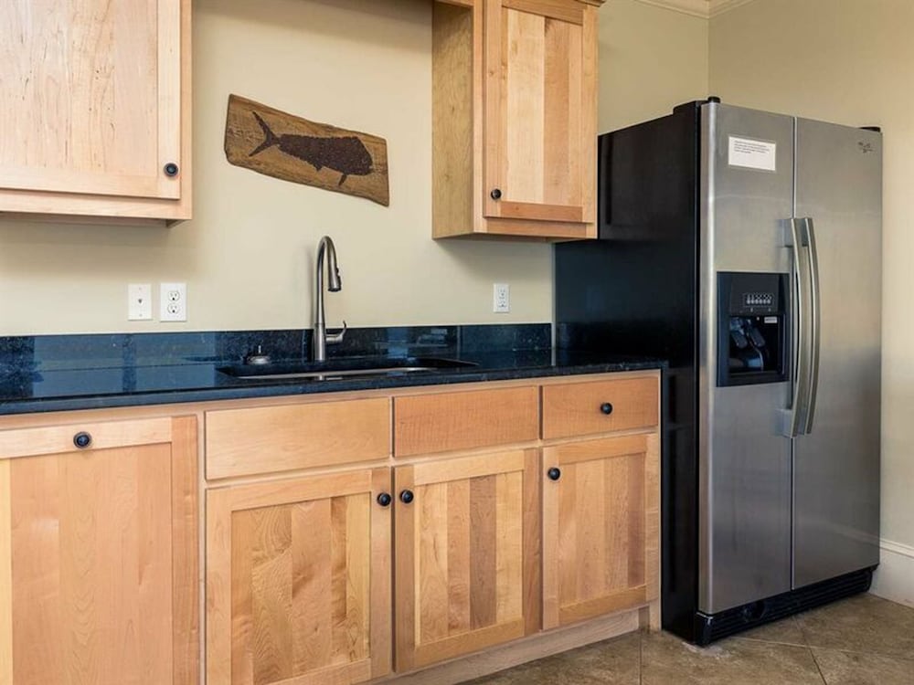 Playa Bella by Meyer Vacation Rentals