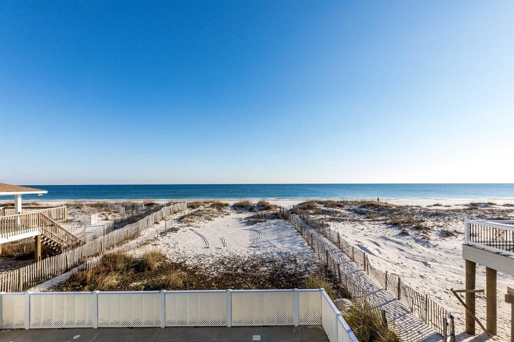 Sea Monster West by Meyer Vacation Rentals