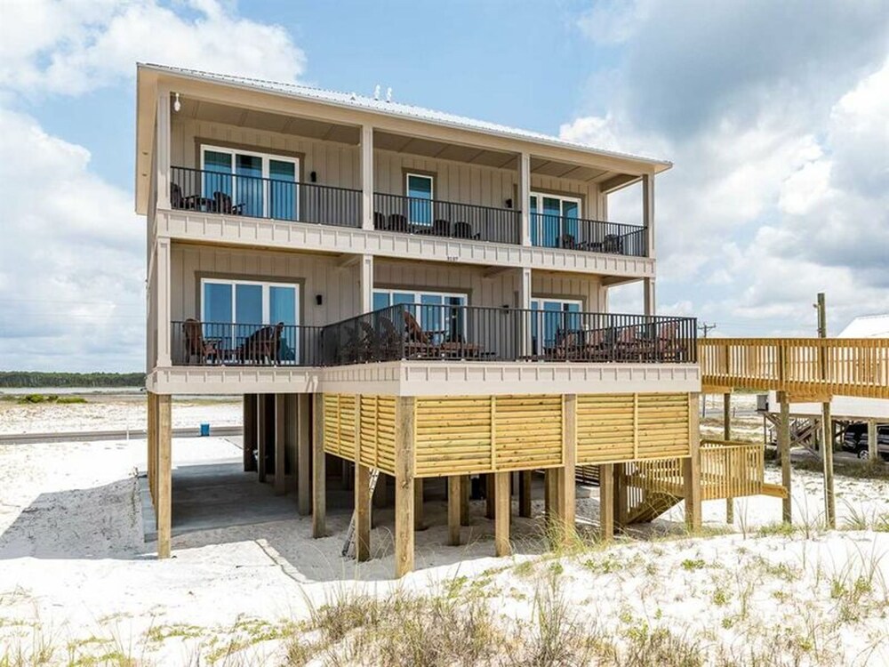 Sun Swept by Meyer Vacation Rentals