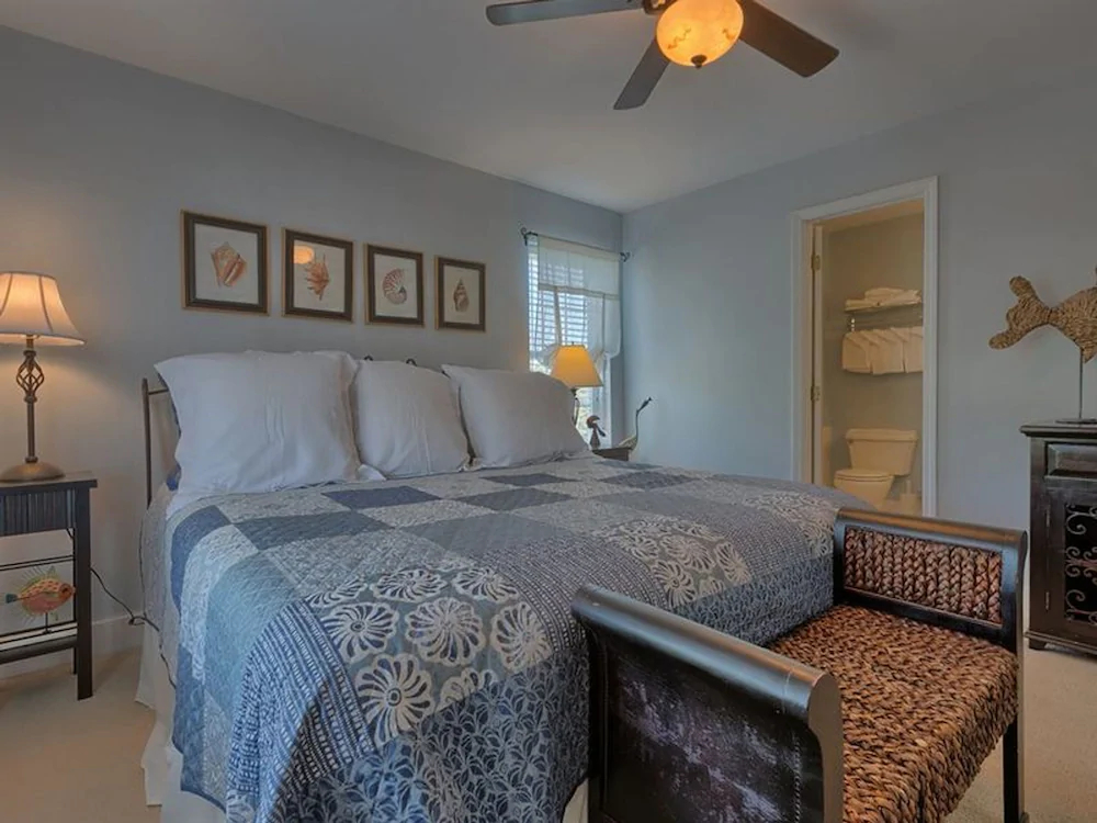 The Crab Hole by Meyer Vacation Rentals