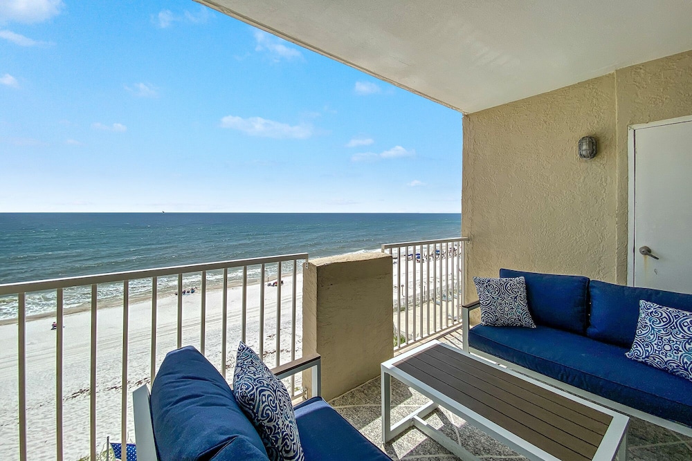 Tropical Winds by ALBVR