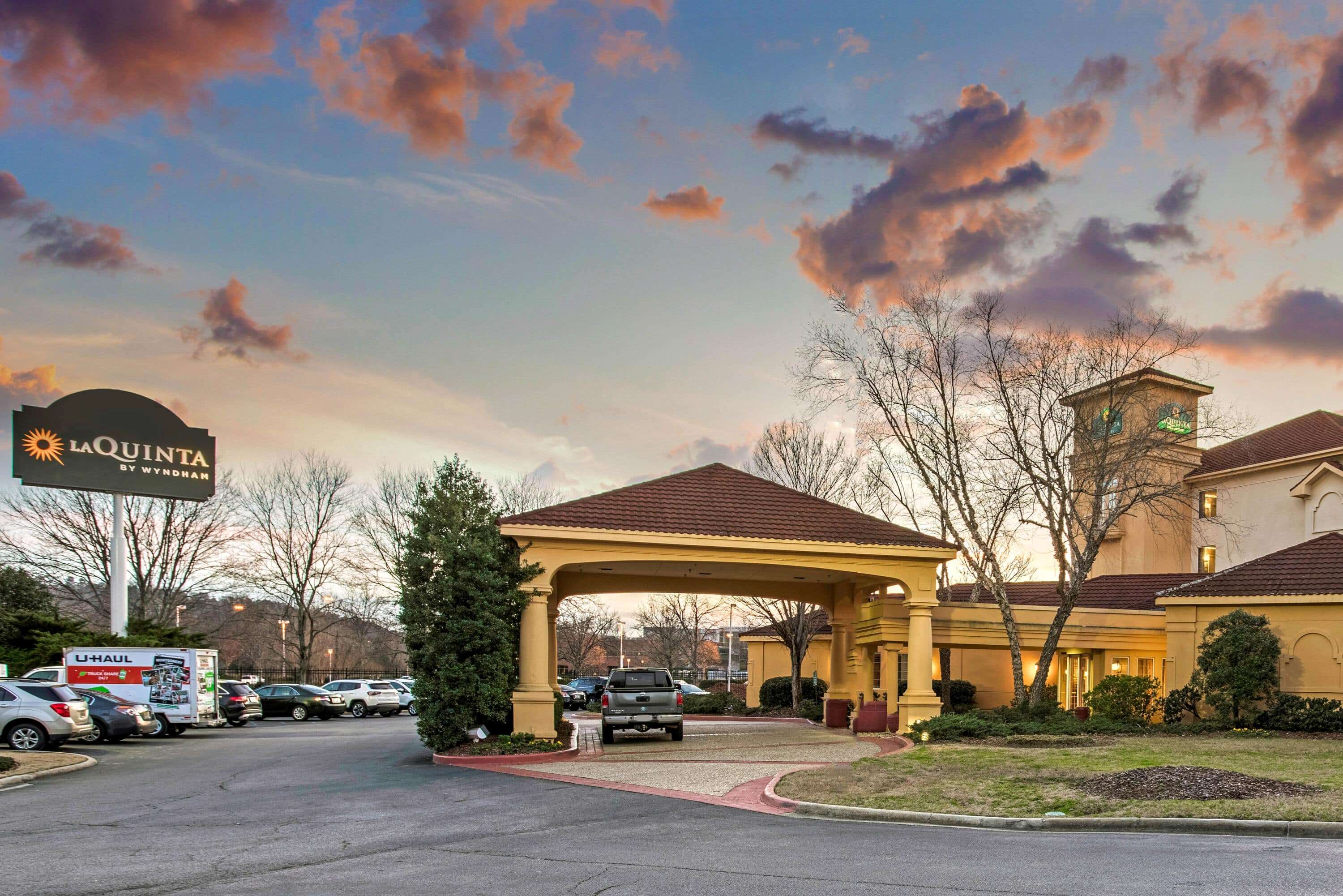 La Quinta Inn & Suites by Wyndham Birmingham Homewood
