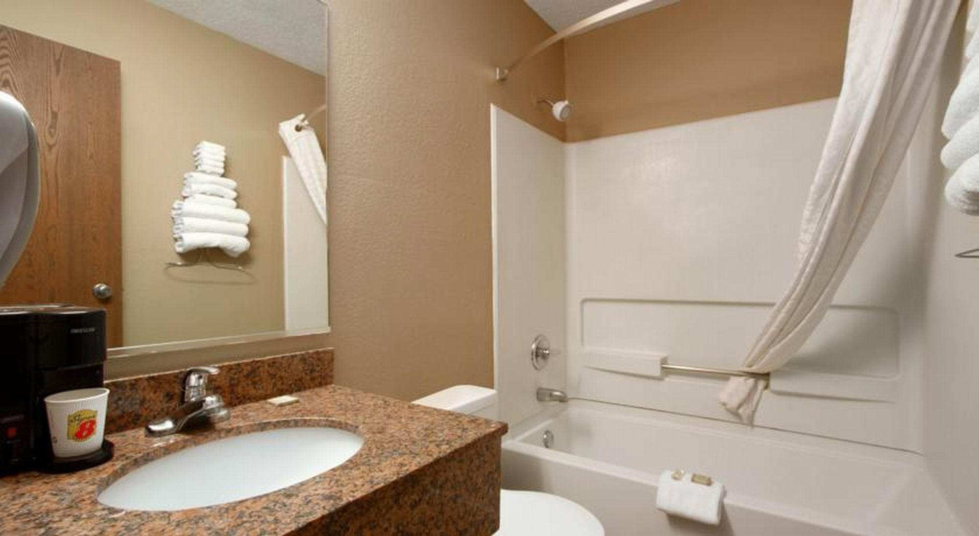 Super 8 by Wyndham Homewood Birmingham Area