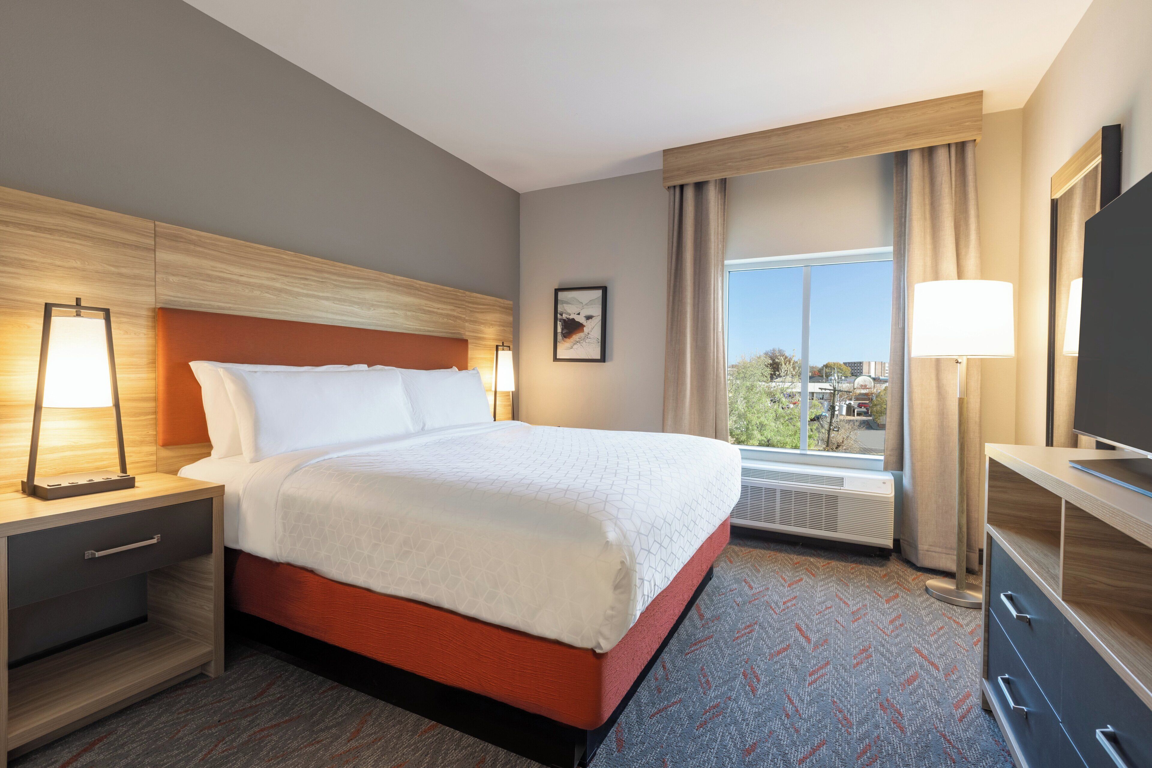 Candlewood Suites Huntsville - Research Park