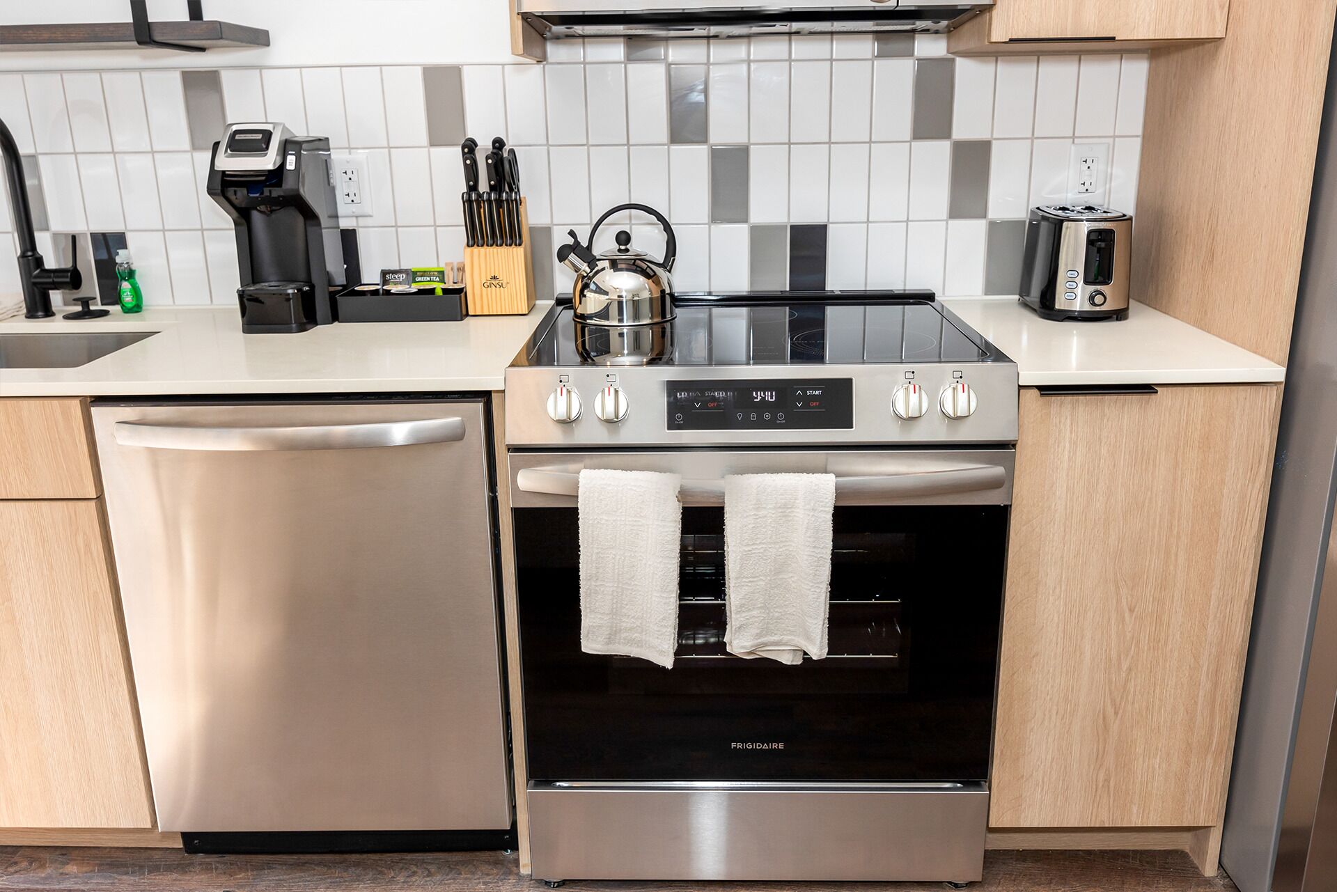 Placemakr Huntsville - MidCity District