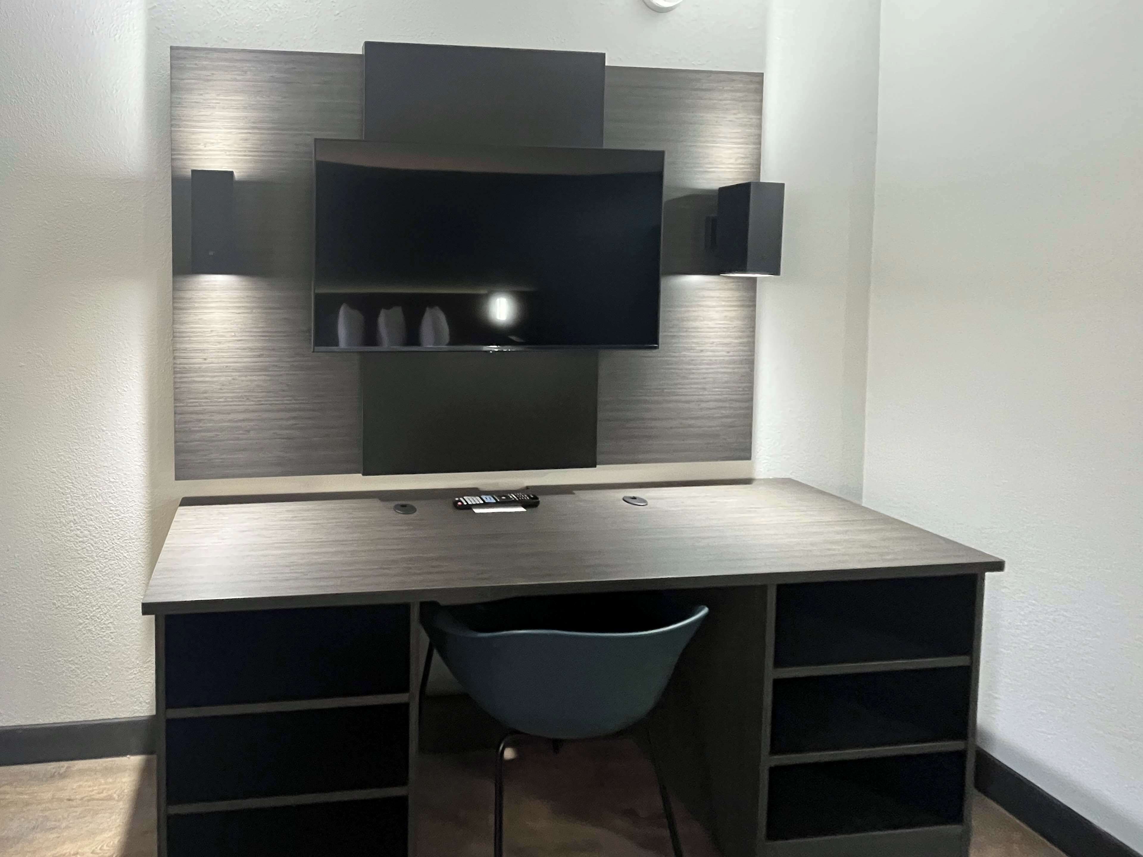 Studio 6 Huntsville, AL University Drive