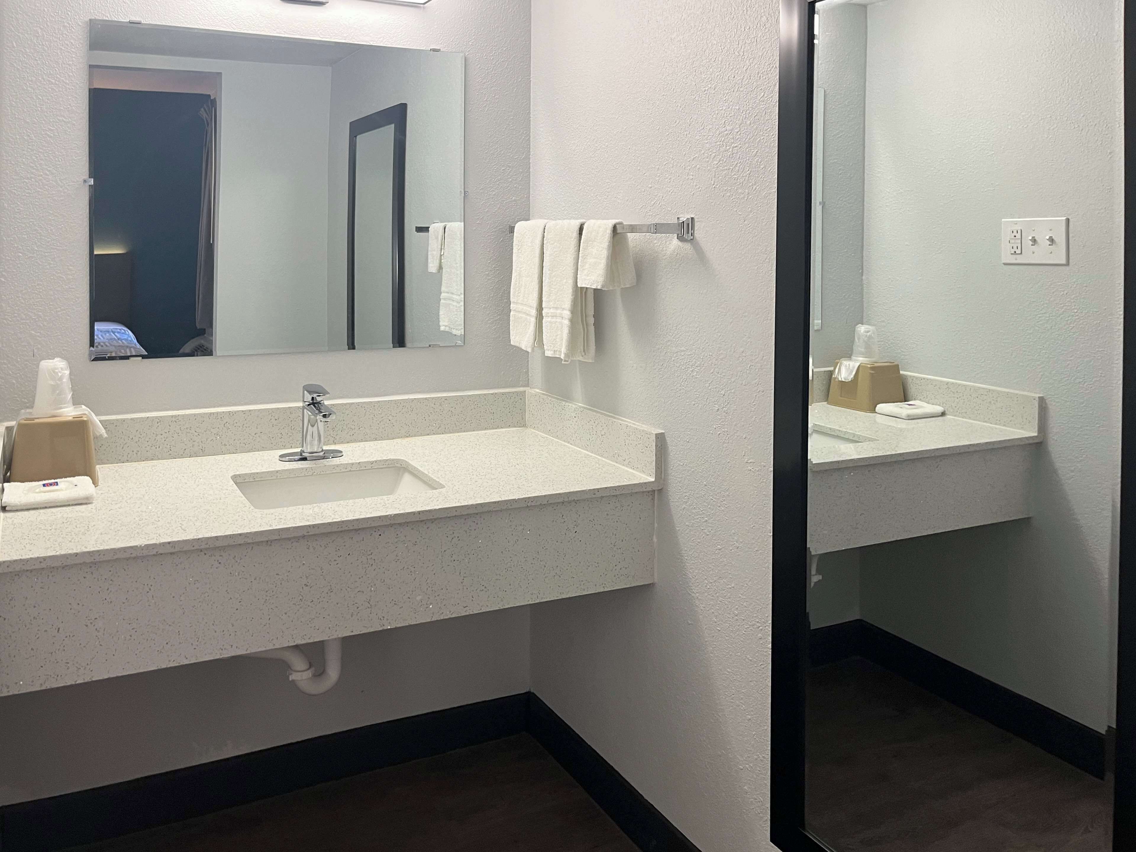 Studio 6 Huntsville, AL University Drive