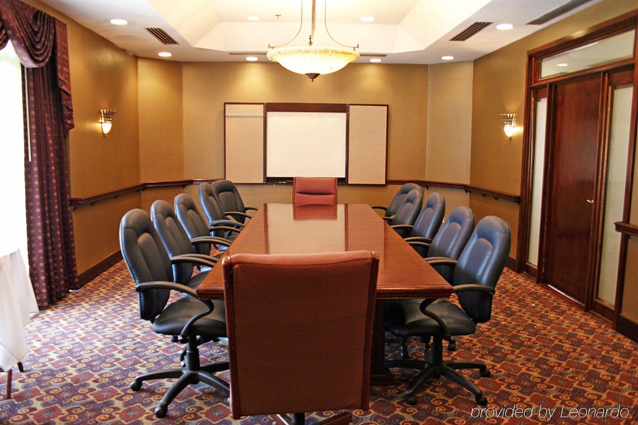 Days Inn by Wyndham Mobile I-65