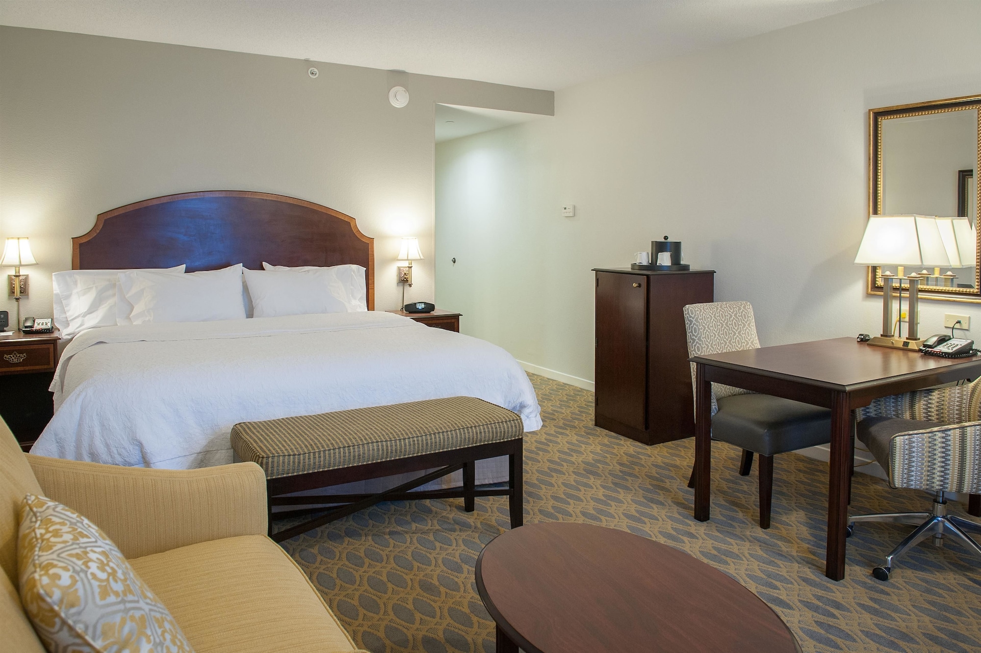 Hampton Inn & Suites Mobile- Downtown Historic District