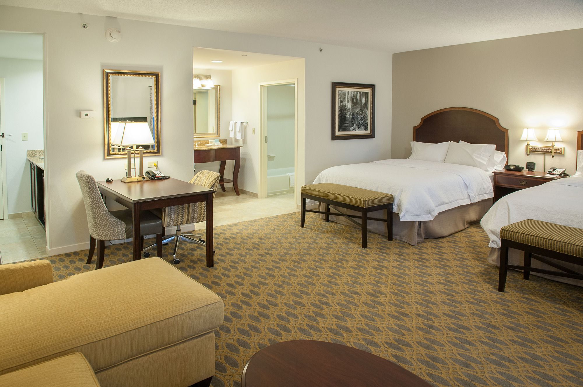 Hampton Inn & Suites Mobile- Downtown Historic District