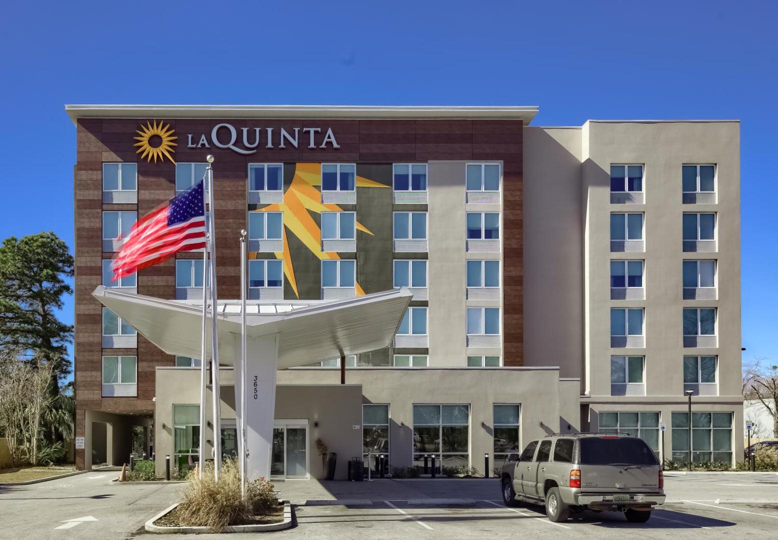 La Quinta Inn & Suites by Wyndham Mobile