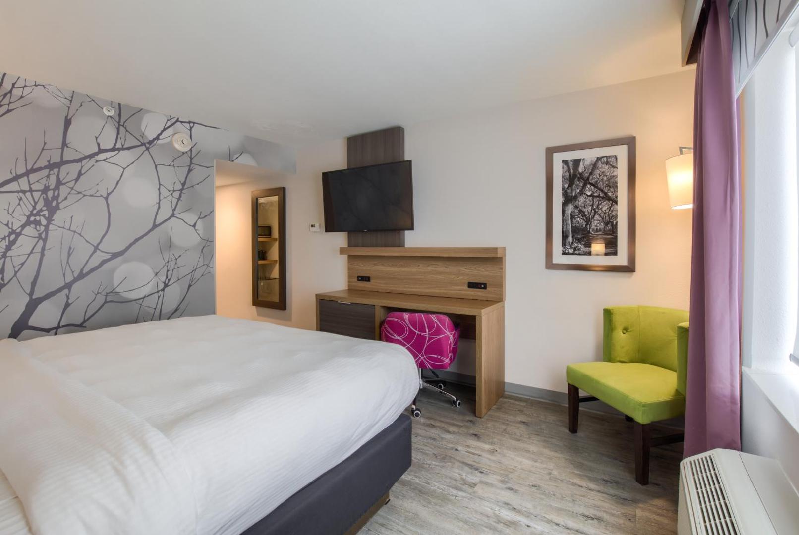 La Quinta Inn & Suites by Wyndham Mobile