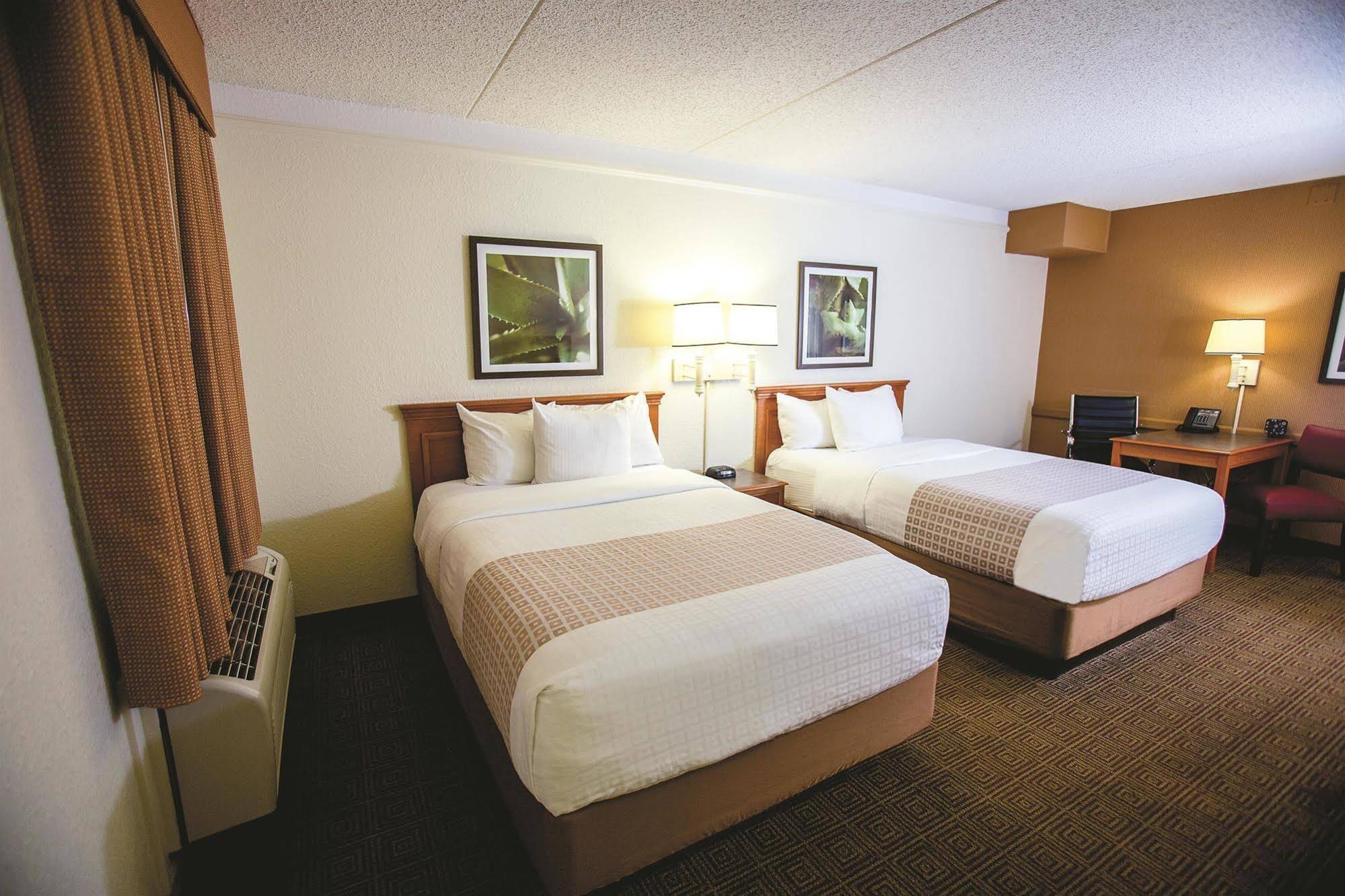 Travelodge by Wyndham Mobile