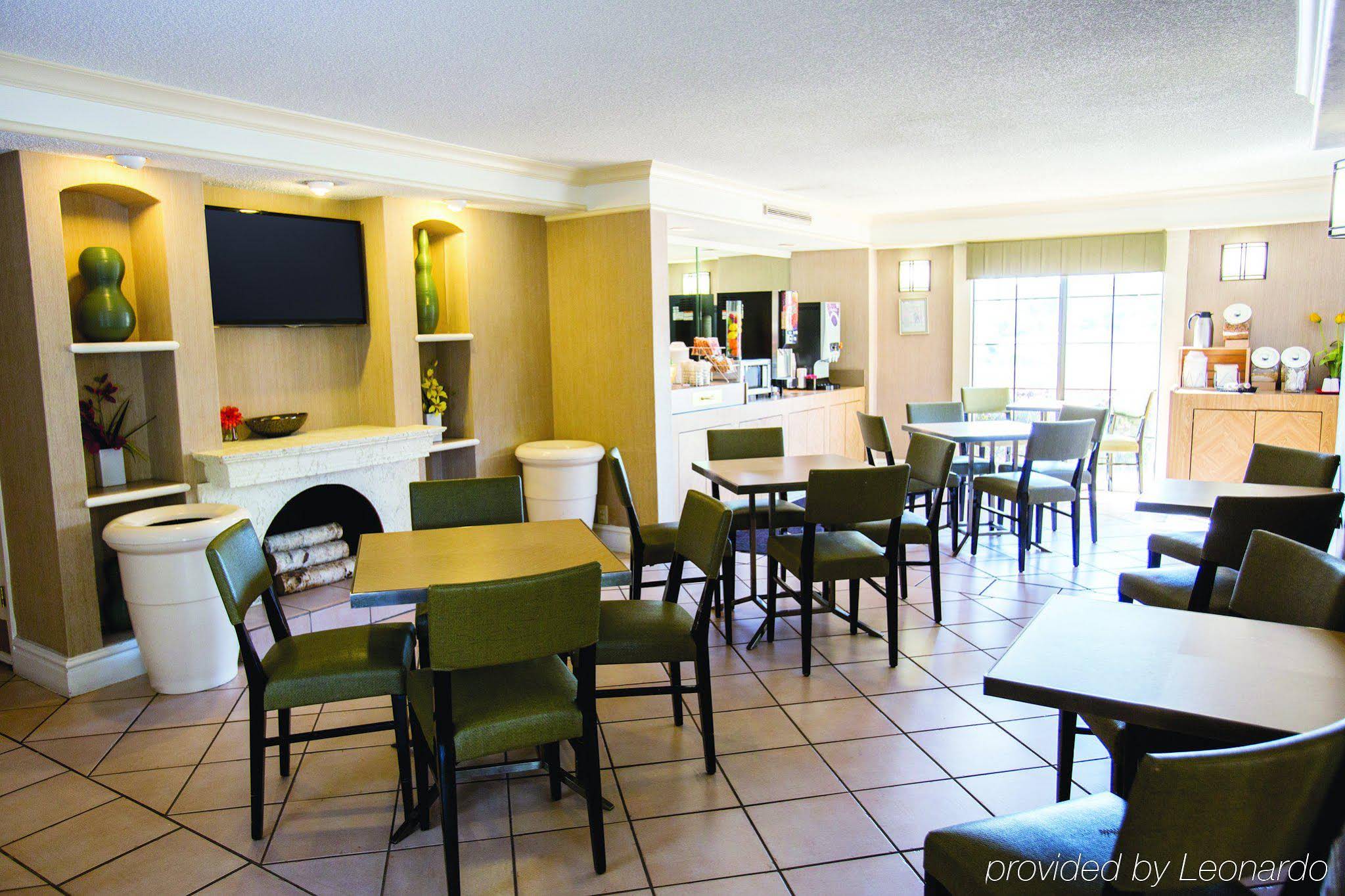 Travelodge by Wyndham Mobile