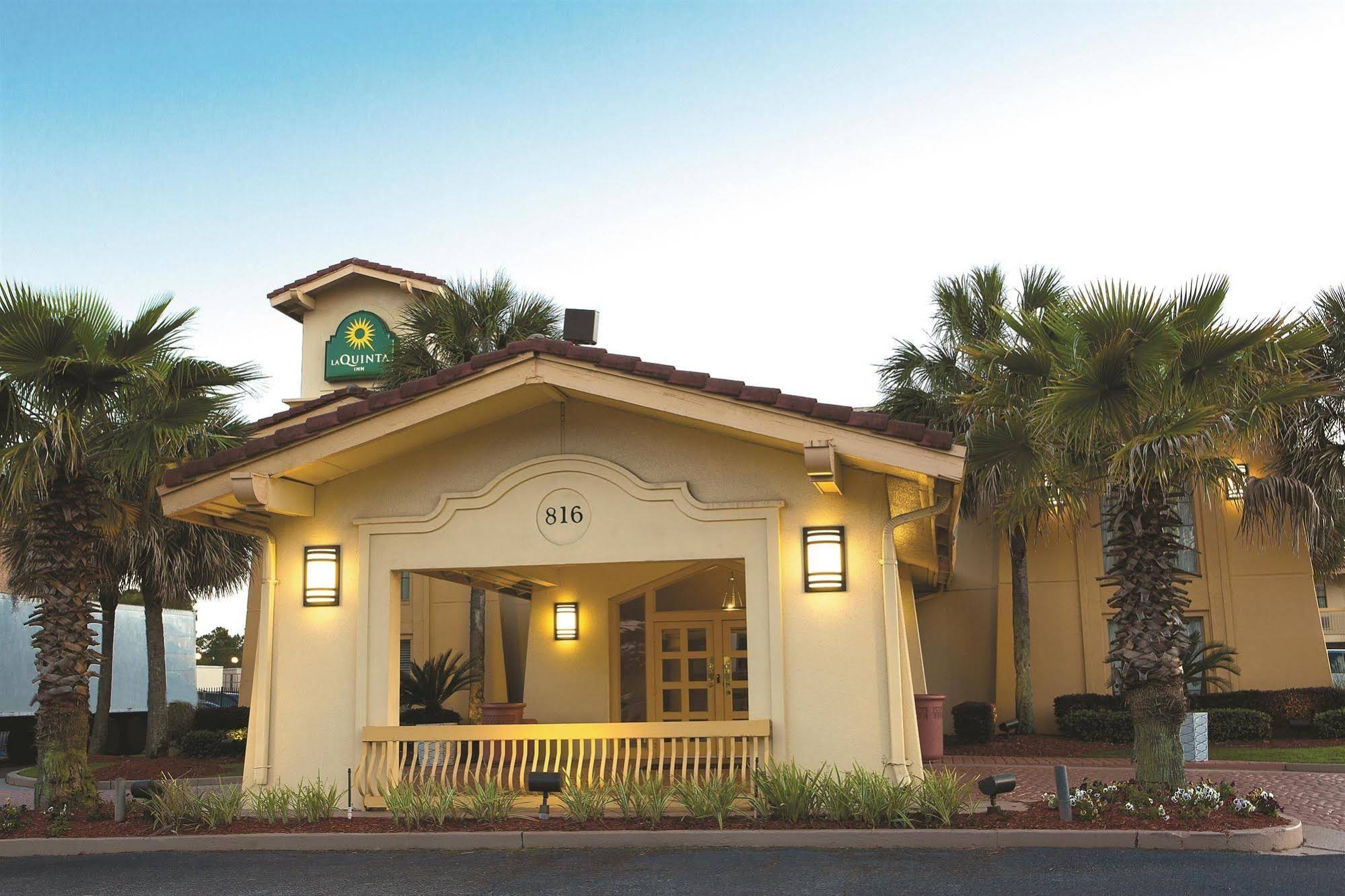 Travelodge by Wyndham Mobile