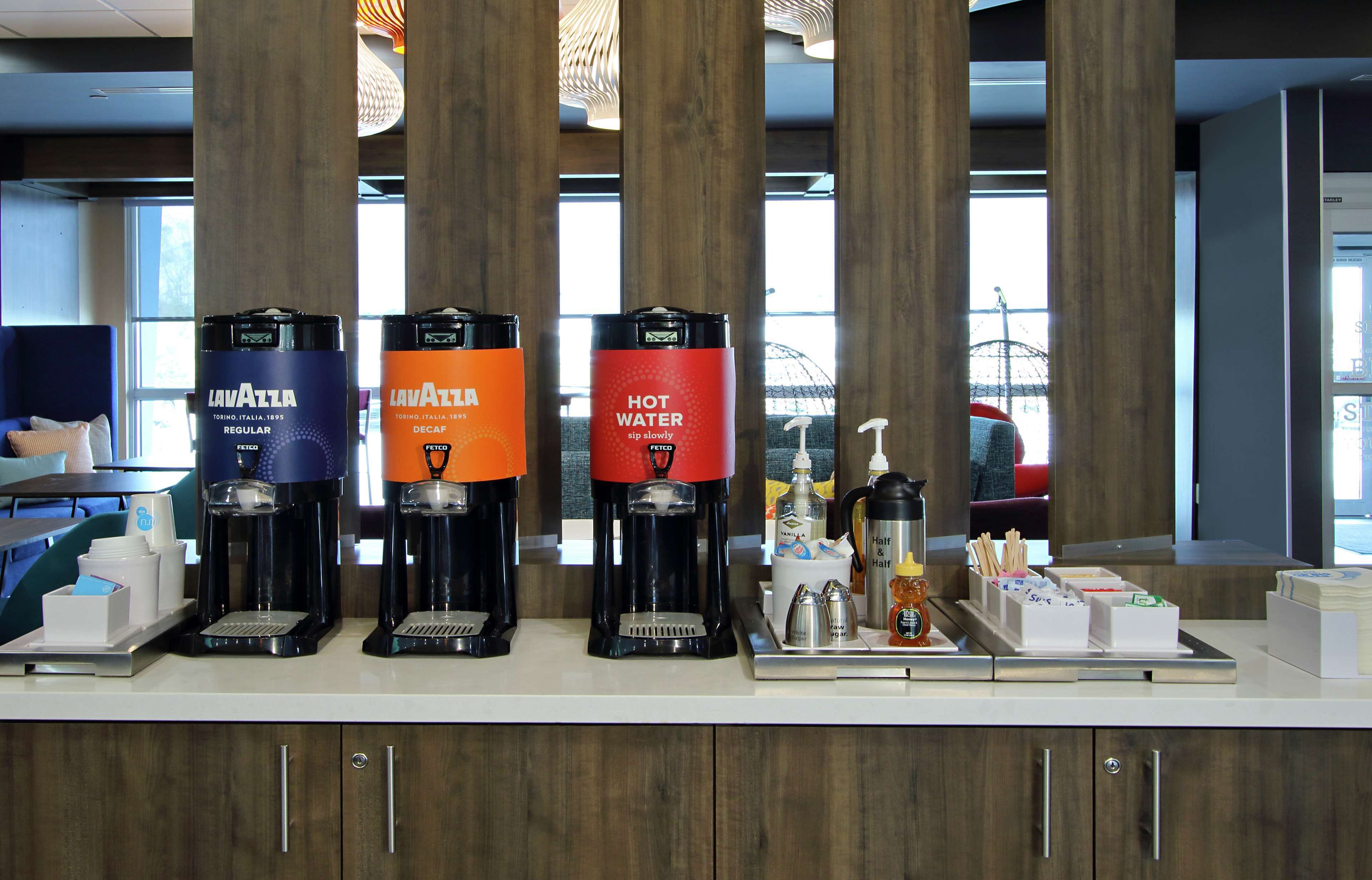 Tru by Hilton Mobile