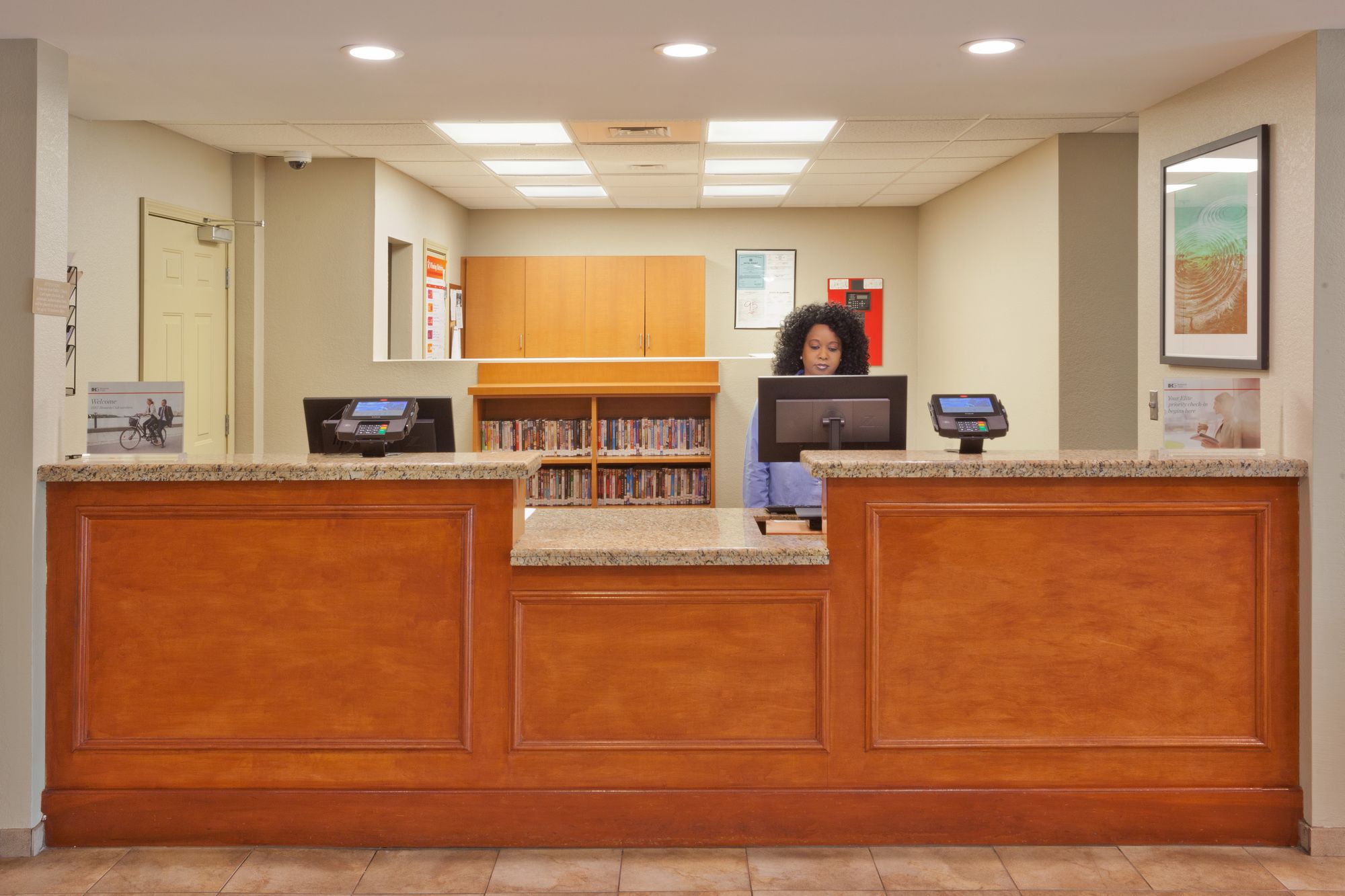 Candlewood Suites Eastchase Park