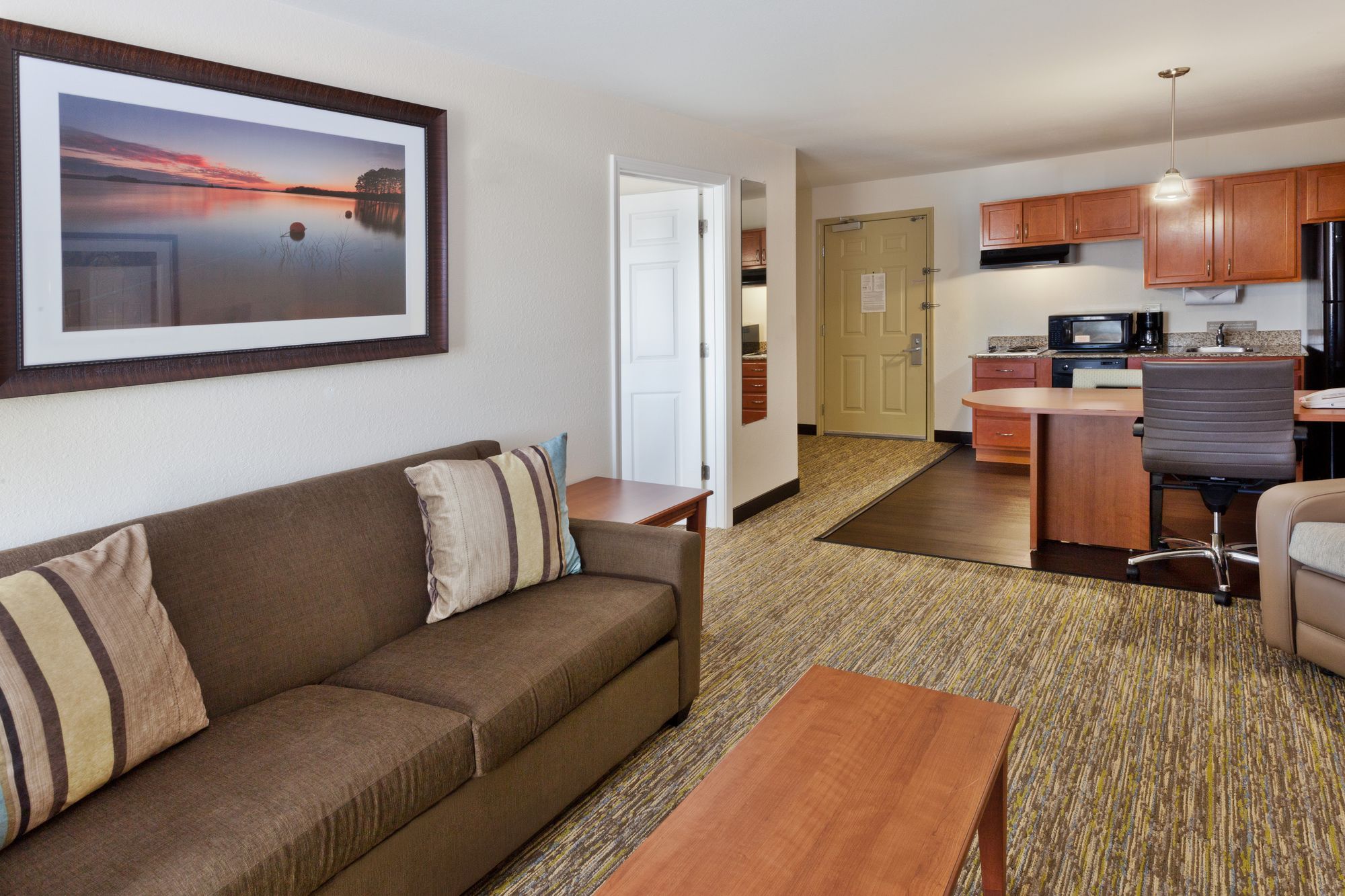 Candlewood Suites Eastchase Park