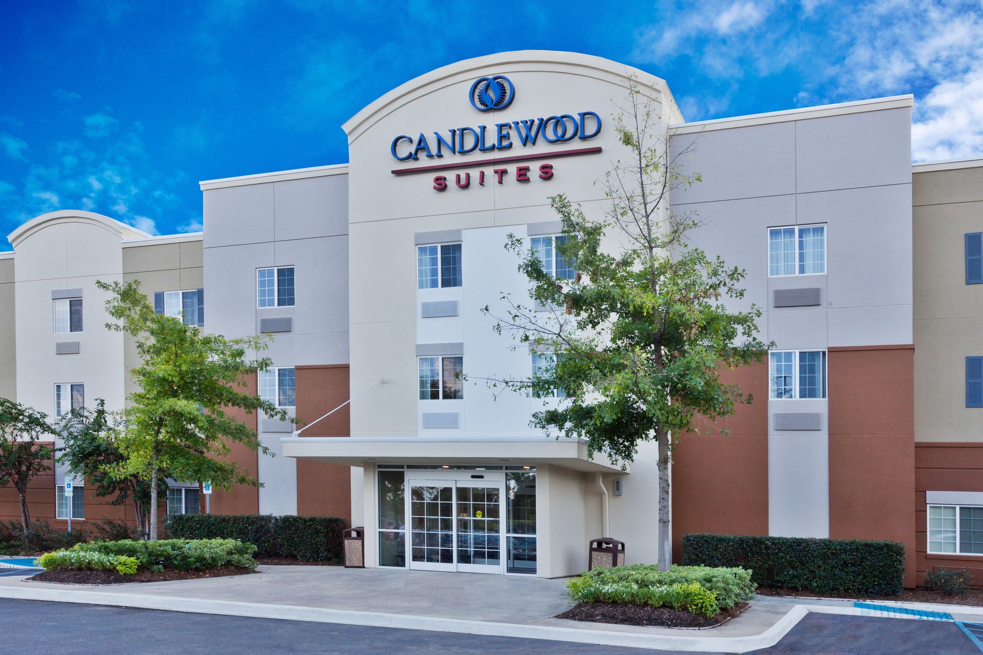 Candlewood Suites Eastchase Park
