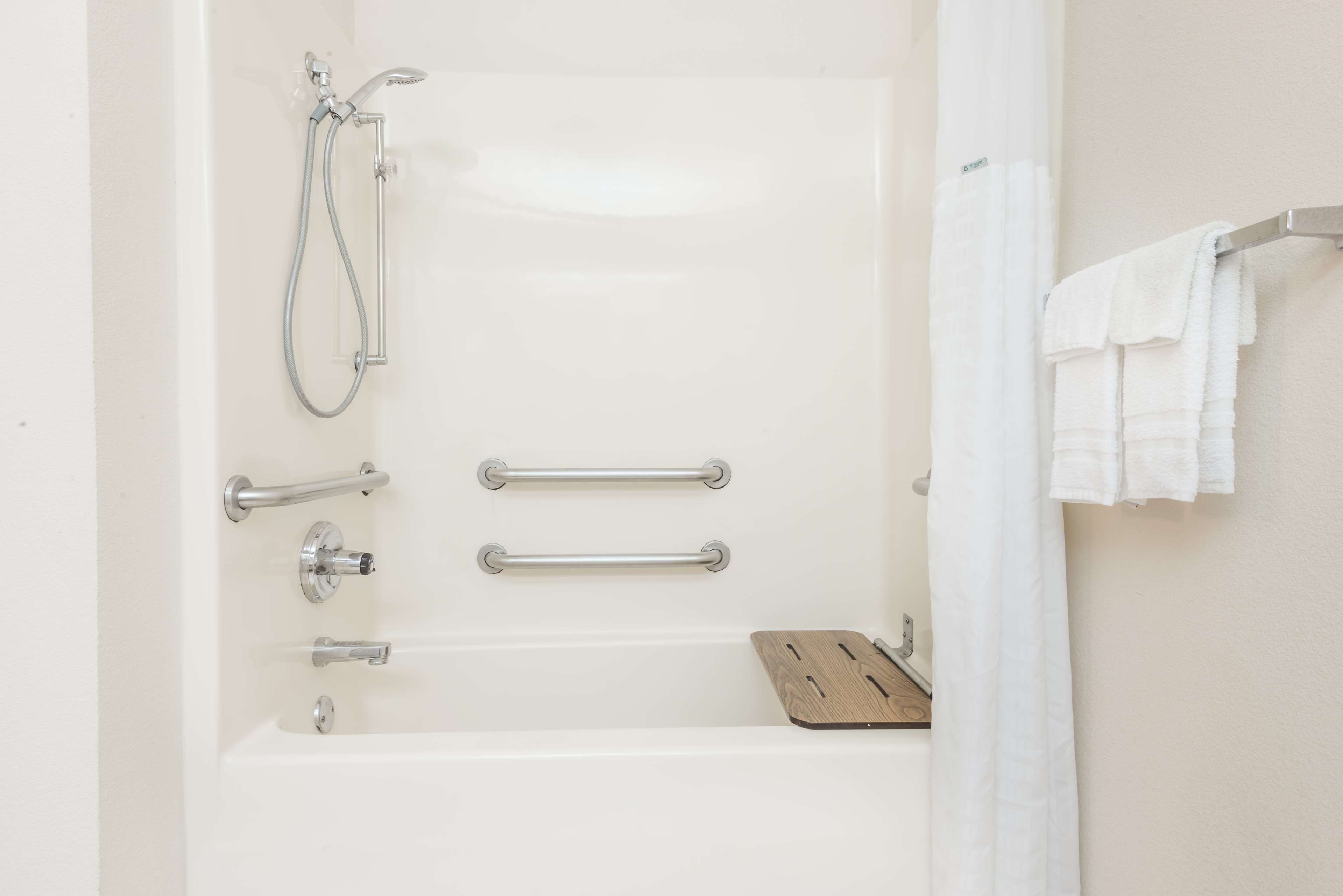 Days Inn by Wyndham Montgomery