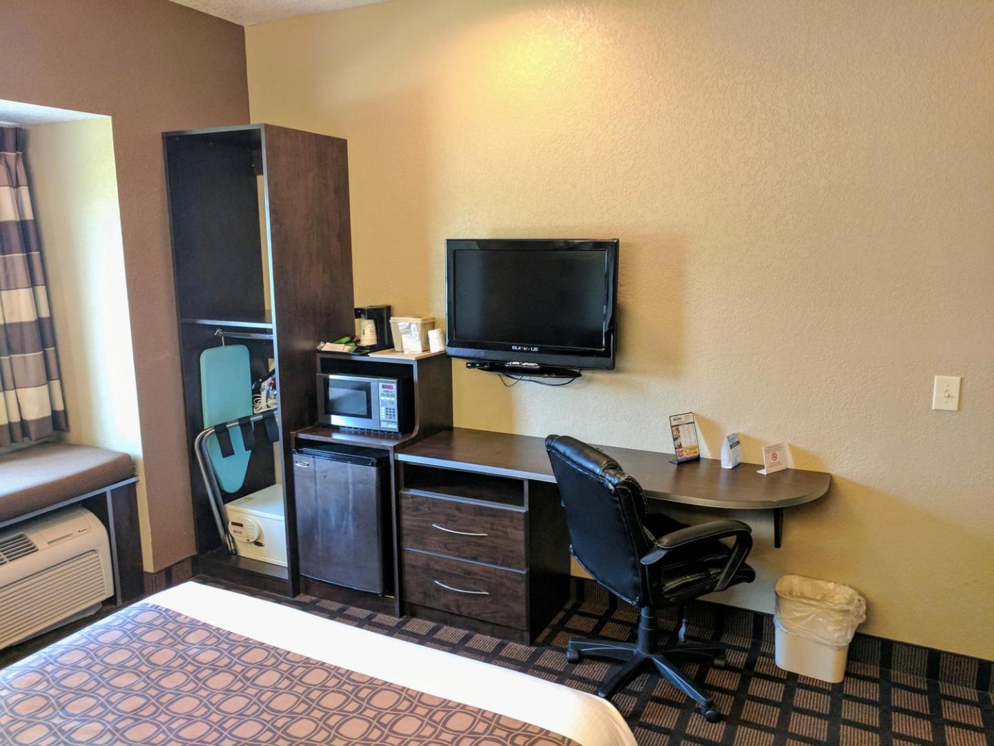 Microtel Inn & Suites by Wyndham Montgomery