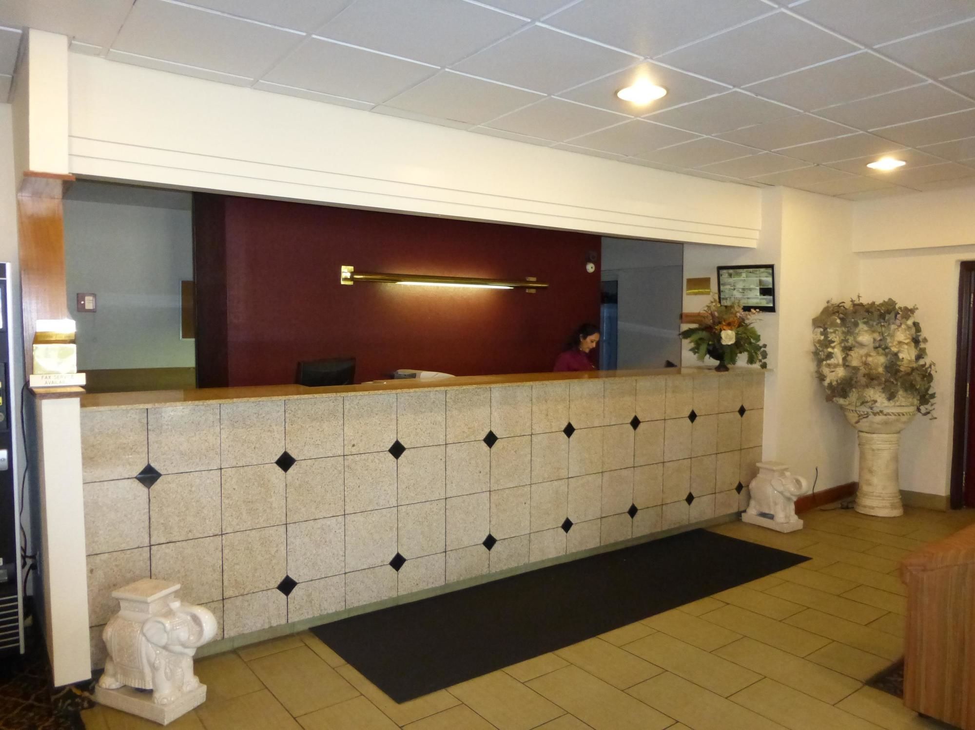 Red Roof Inn Montgomery Midtown