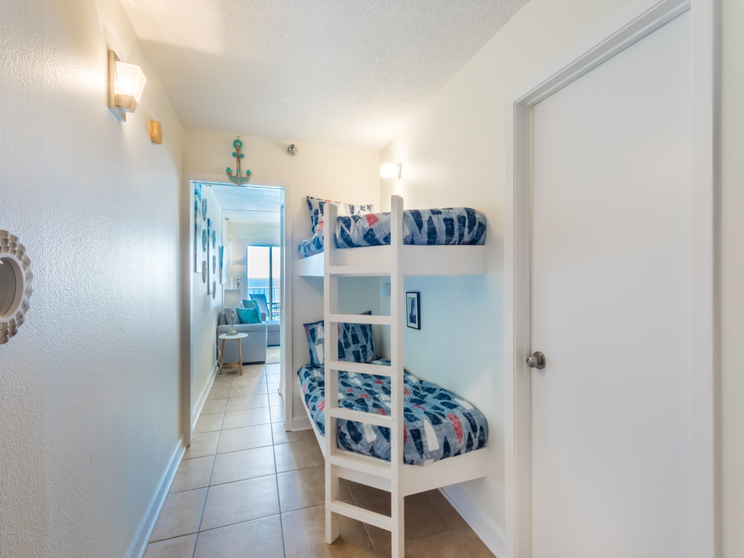 Emerald Skye by Hosteeva