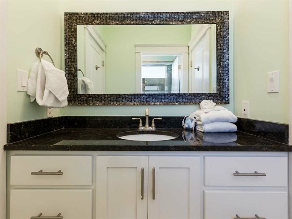 Sapphire by Meyer Vacation Rentals