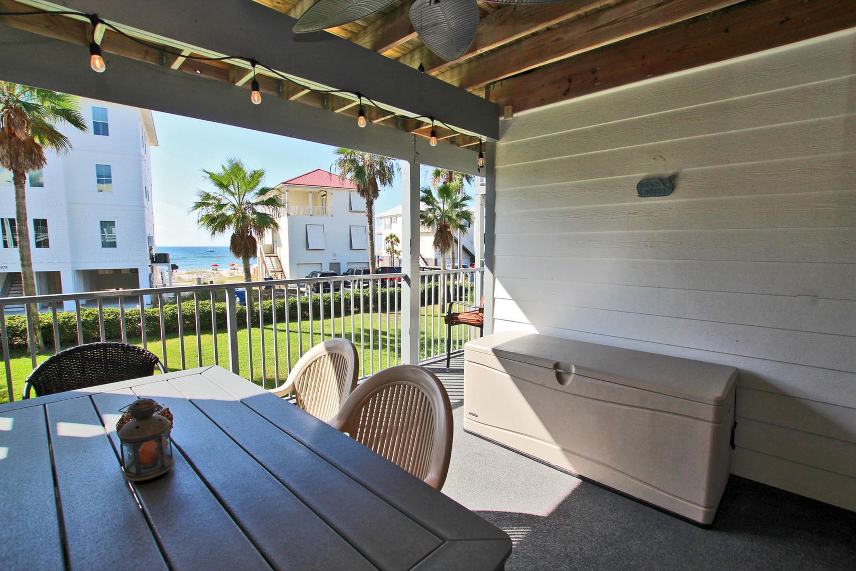 Seascape by Youngs Suncoast