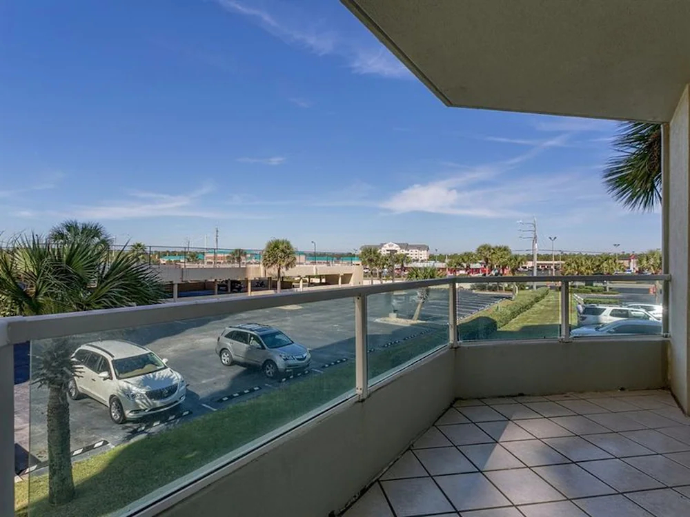 Silver Beach Condo by Meyer Vacation Rentals