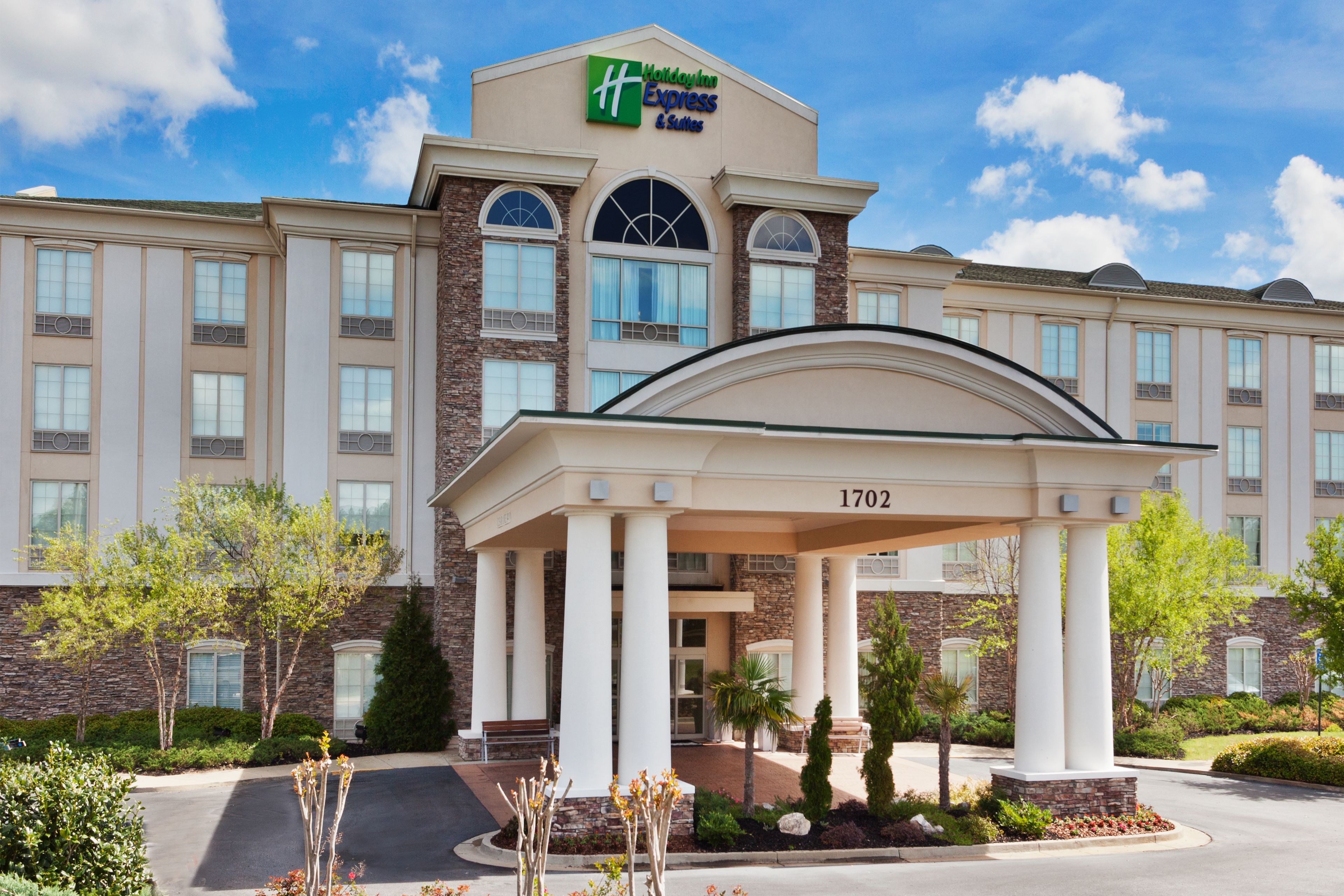 Holiday Inn Express Hotel & Suites Phenix City-Fort Benning Area