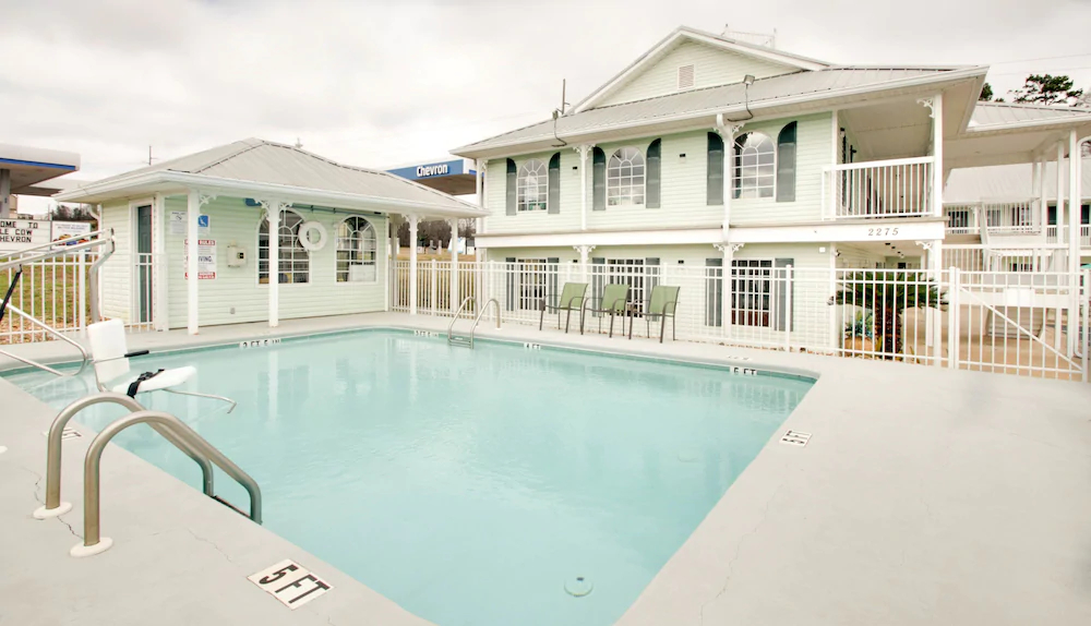 Key West Inn Millbrook