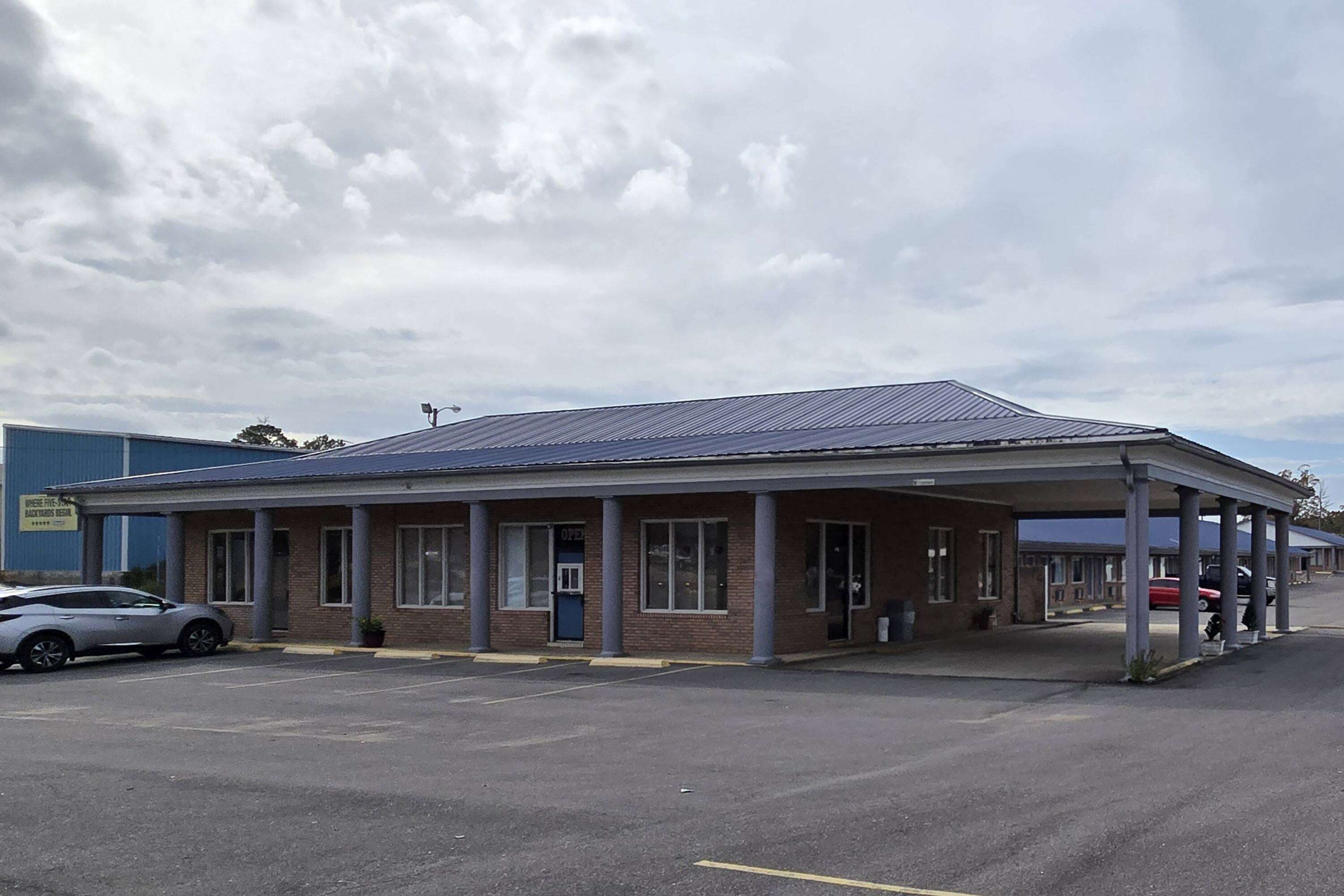 Travelodge by Wyndham Thomasville AL