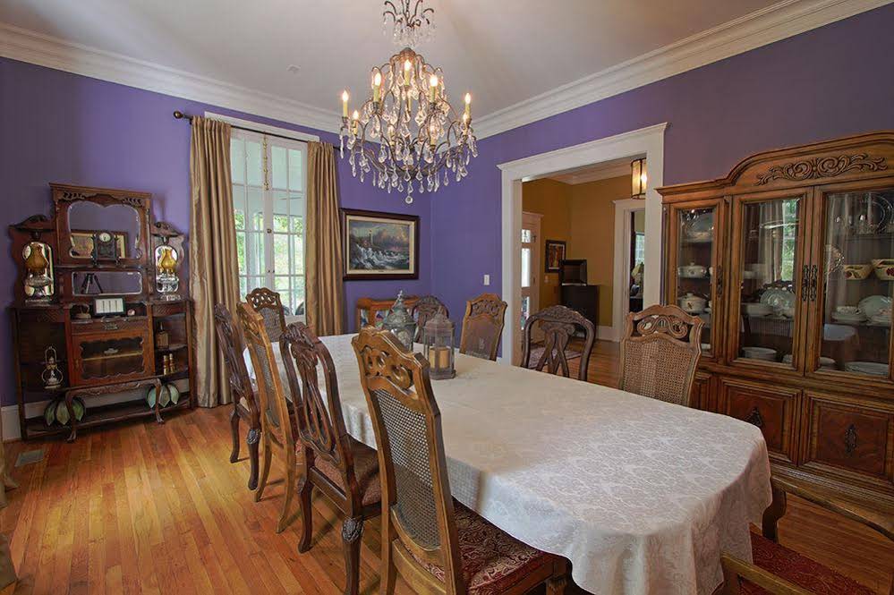 Bama Bed & Breakfast Campus