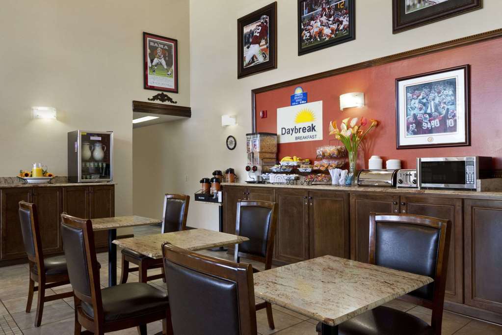 Days Inn & Suites by Wyndham Tuscaloosa - Univ. of Alabama