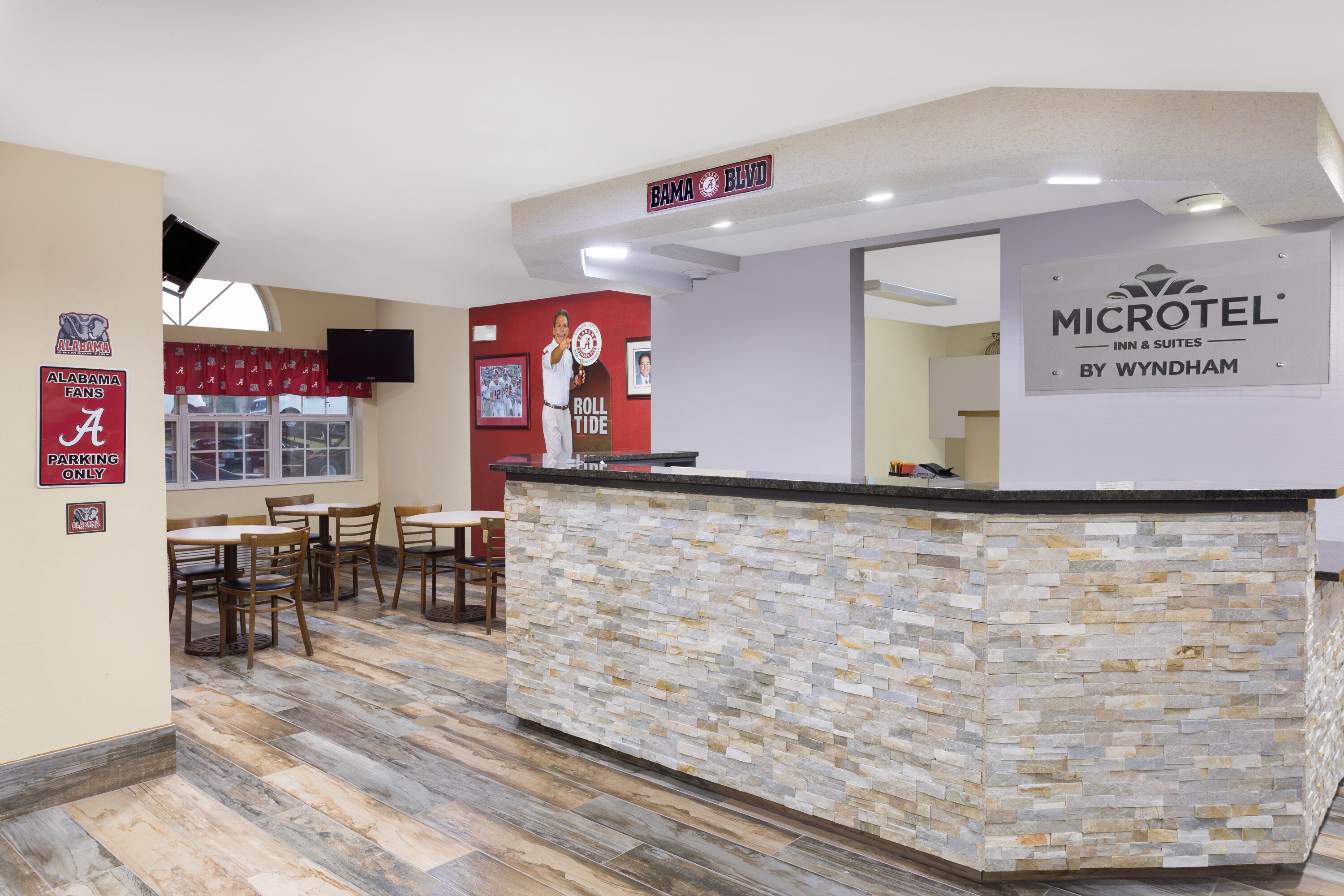 Microtel Inn & Suites by Wyndham Tuscaloosa – East